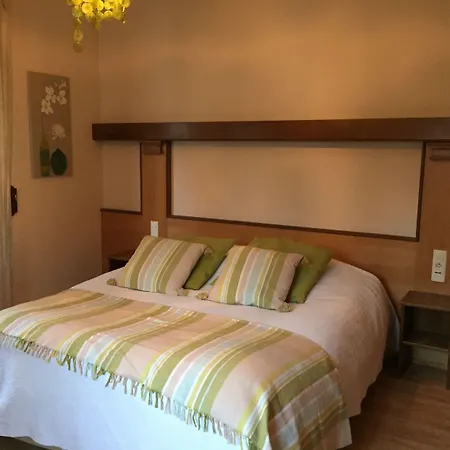 D'hôtes L'ecrin Des Saveurs Couette-café 3*