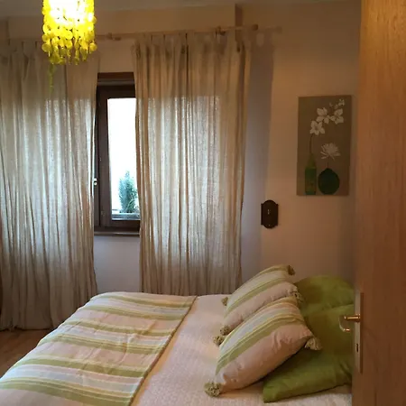 Couette-café D'hôtes L'ecrin Des Saveurs 3*